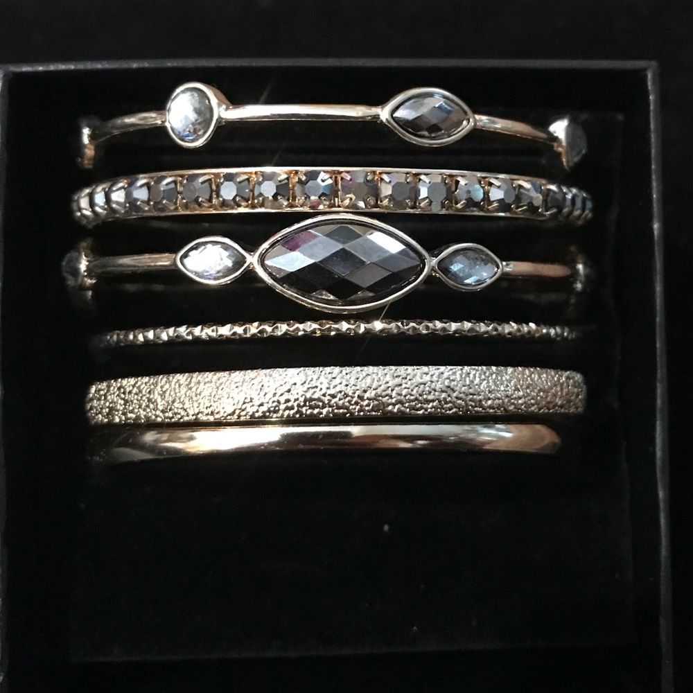 Gold and rhinestone bangle set